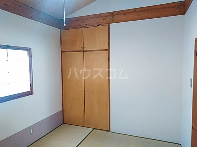 13/30 寝室