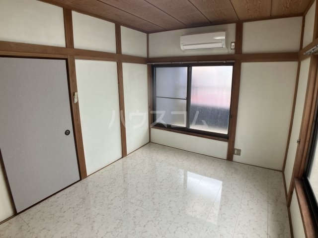 14/30 室内