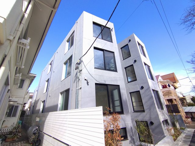 2/24 外観