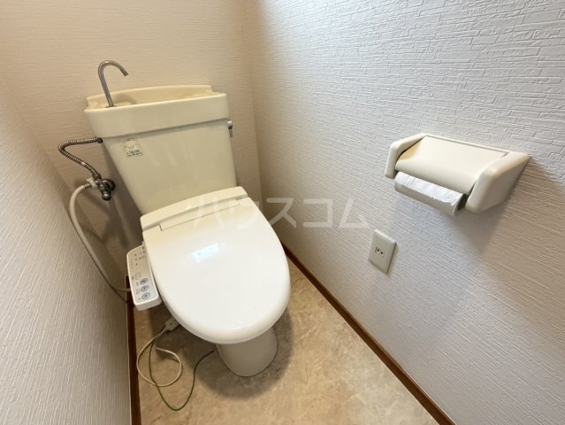 23/30 トイレ