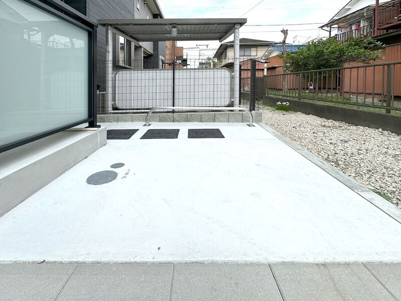 3/7 駐車場