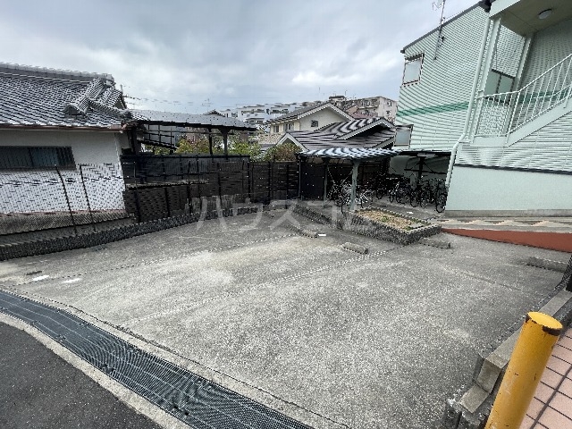 22/29 駐車場