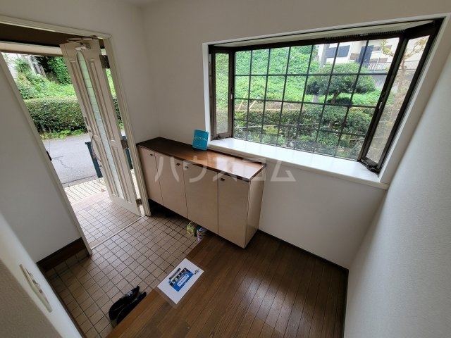 14/30 玄関