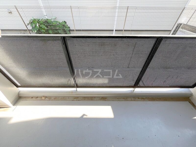 23/30 バルコニー