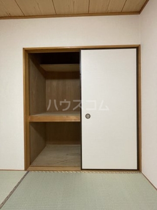 13/30 収納