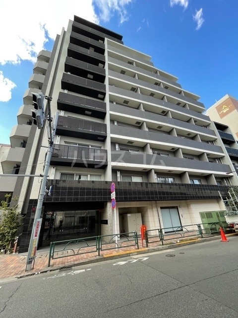 17/19 エントランス