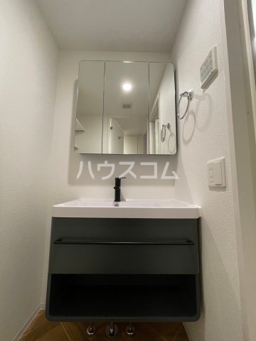 13/21 洗面