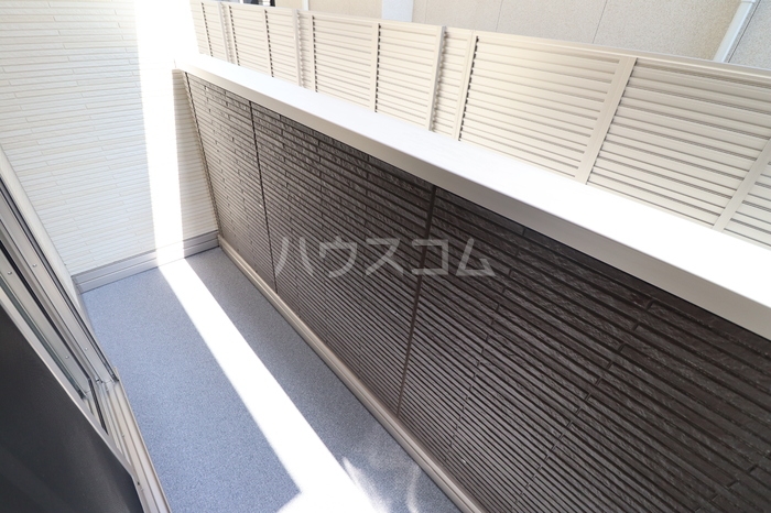 13/20 バルコニー