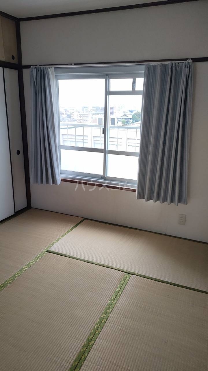 寝室