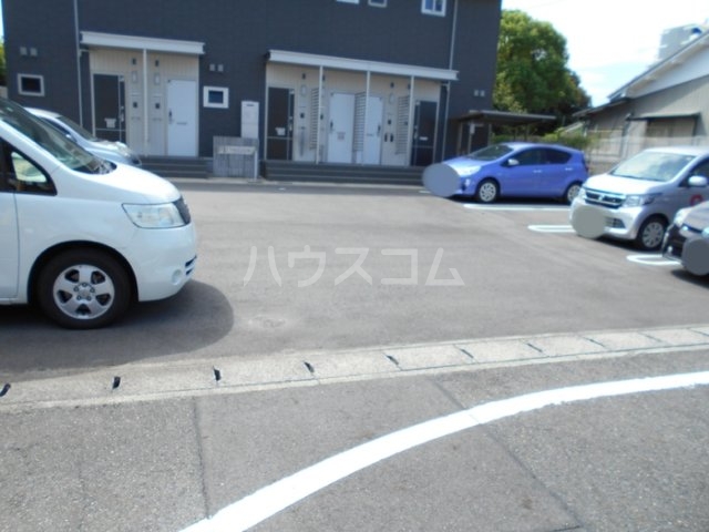19/27 駐車場