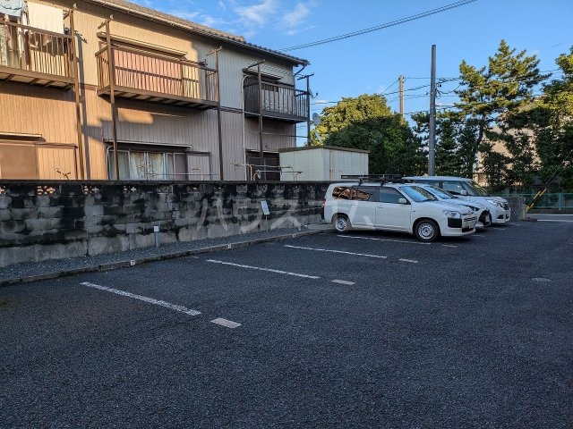 2/3 駐車場
