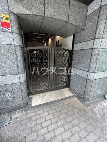 2/3 エントランス