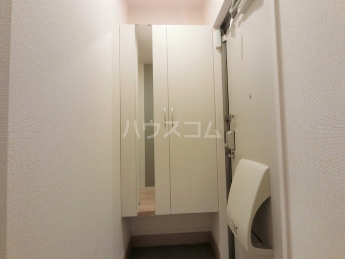 13/30 玄関