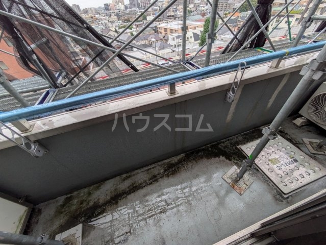 15/22 バルコニー