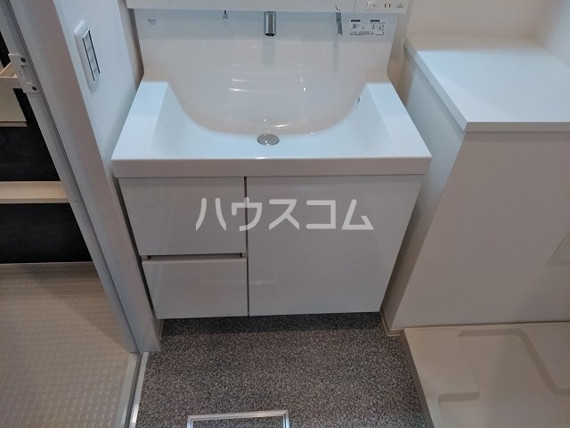 17/27 洗面