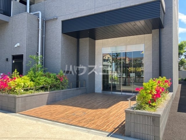 3/4 エントランス