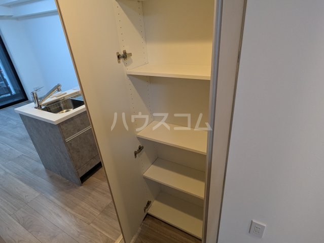 収納
