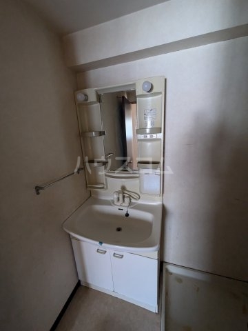19/30 洗面