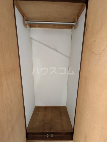 13/30 収納