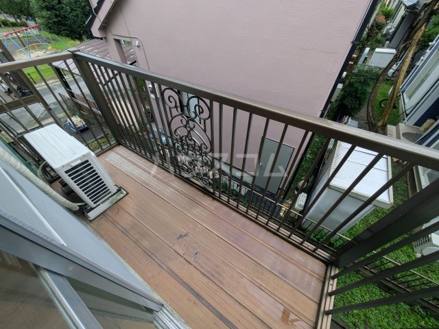 19/30 バルコニー