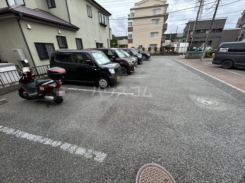 14/19 駐車場