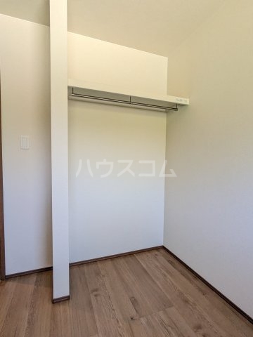 13/30 収納