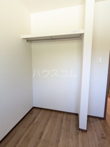 13/30 収納