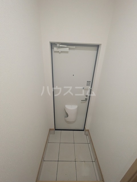 18/30 玄関