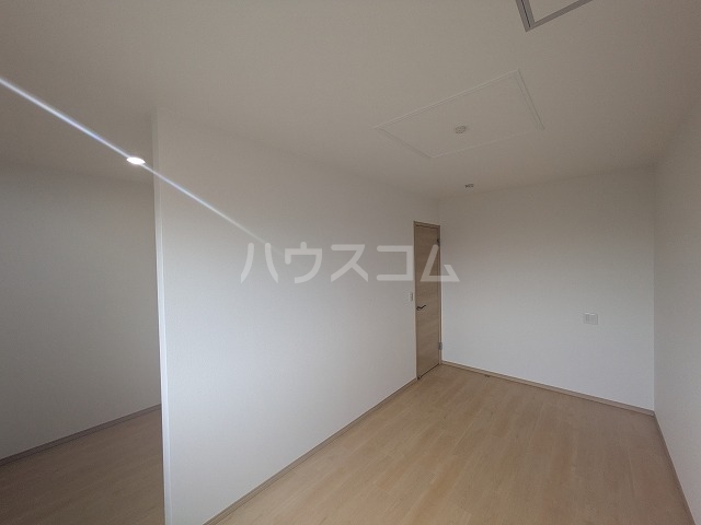 14/30 室内