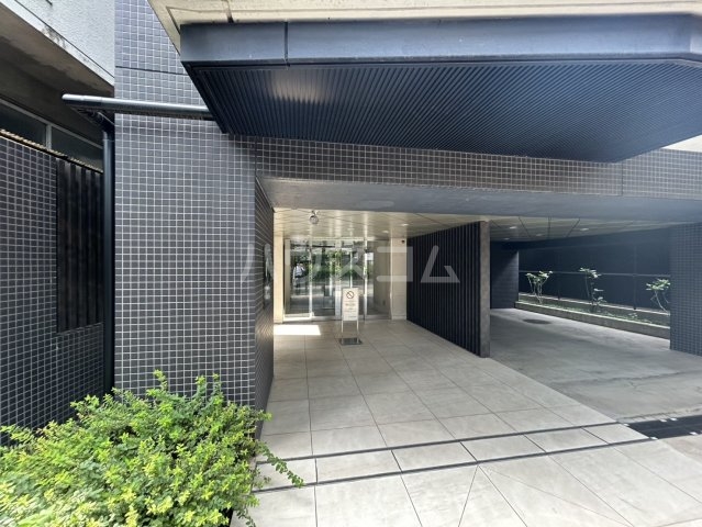 3/7 エントランス