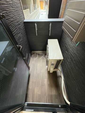 20/30 バルコニー