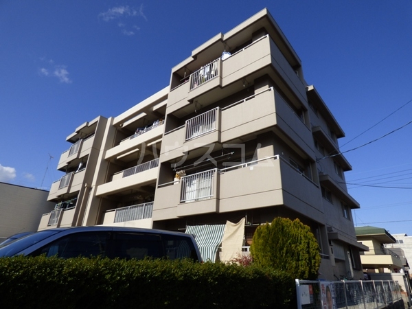 22/30 エントランス