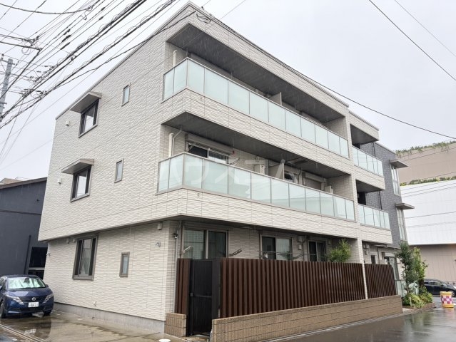 2/30 外観