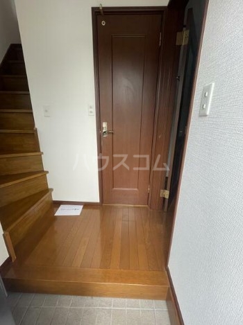 15/30 玄関