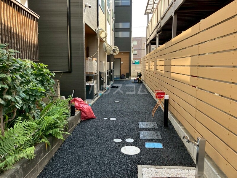 17/21 エントランス