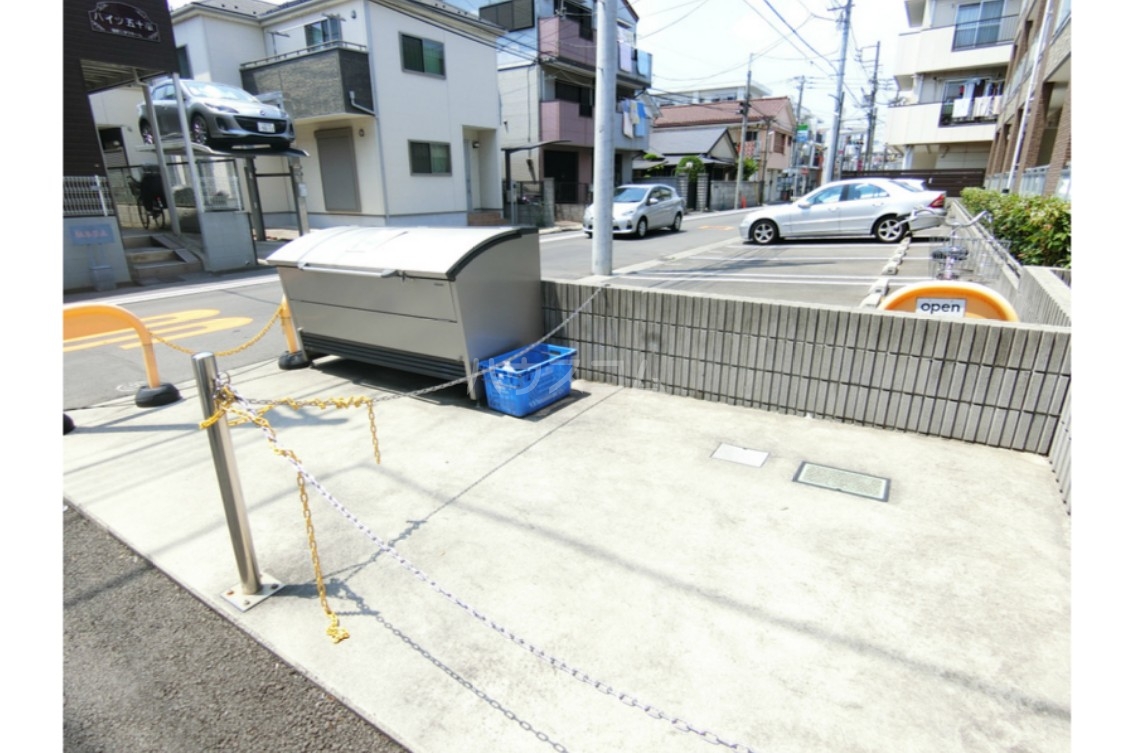 3/11 駐車場