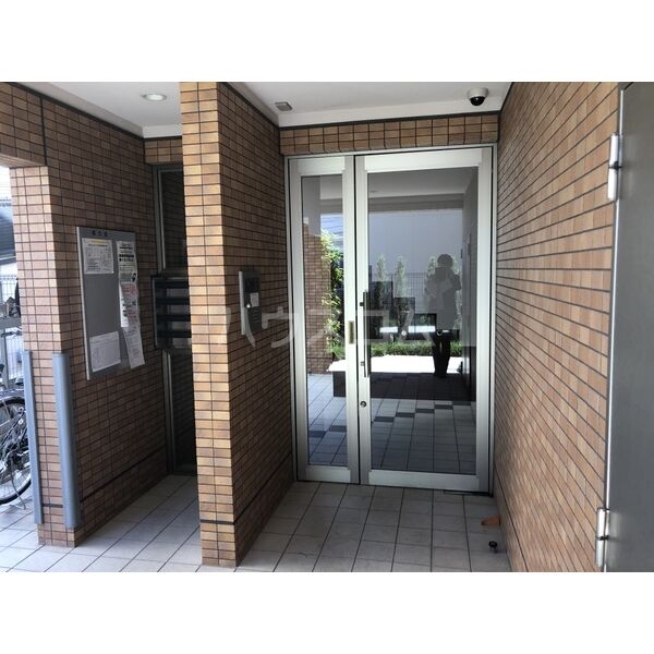 15/24 エントランス