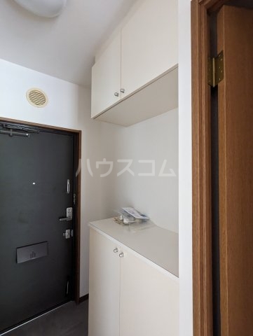 13/30 玄関