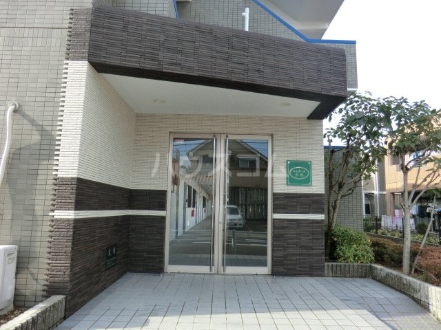 24/26 エントランス