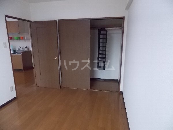 寝室