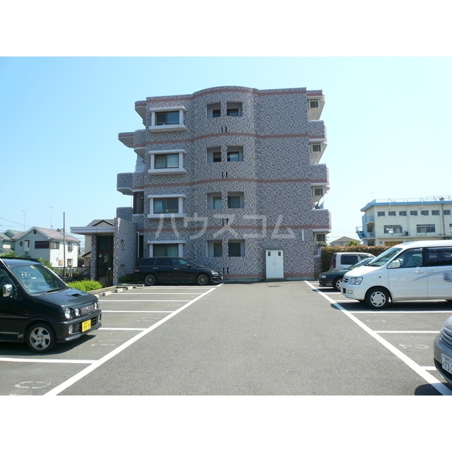 21/29 駐車場
