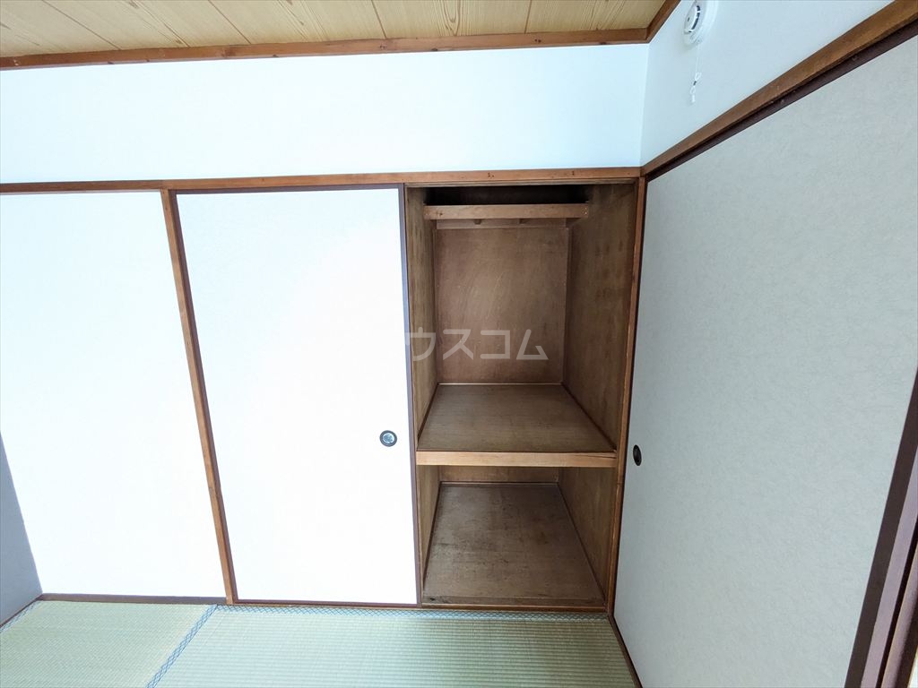 13/30 収納