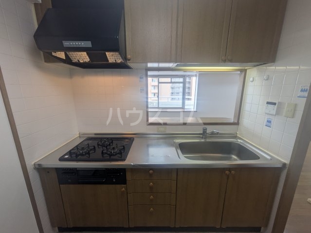 14/30 キッチン