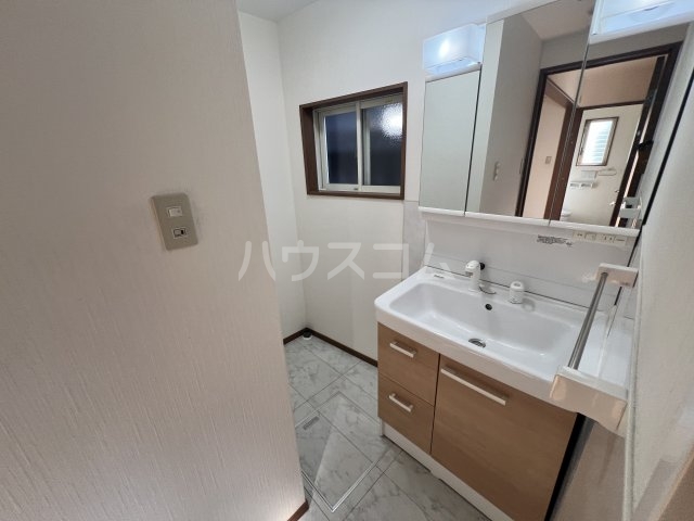 24/30 洗面