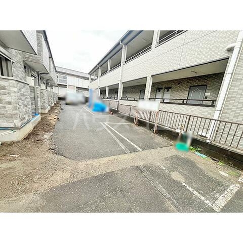 18/29 駐車場