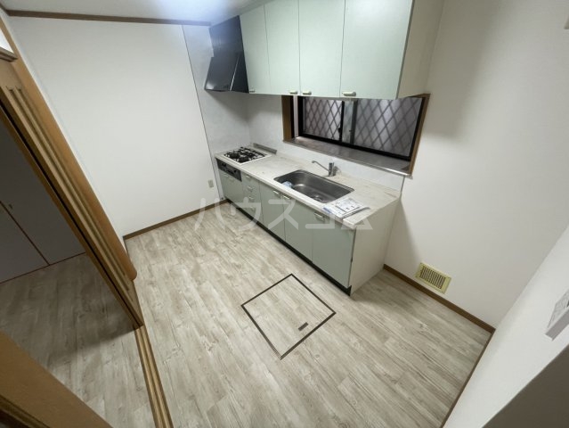 14/30 キッチン
