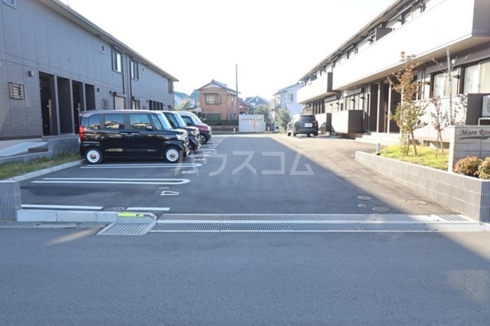 17/20 駐車場