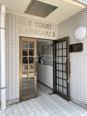 2/2 エントランス