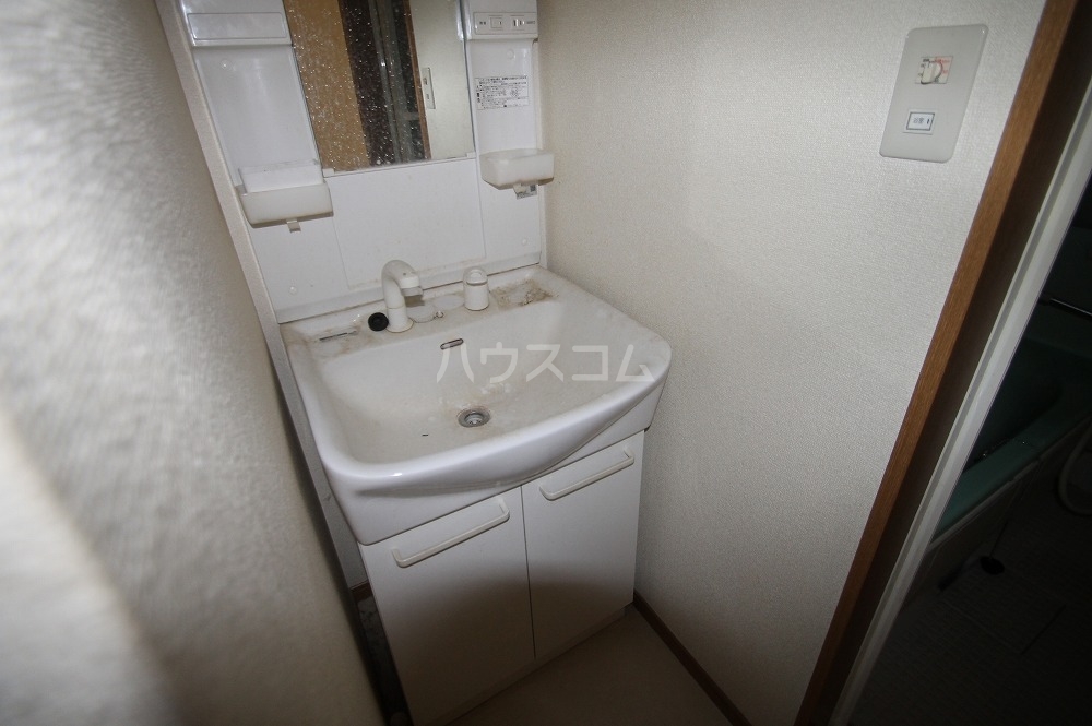 15/30 洗面