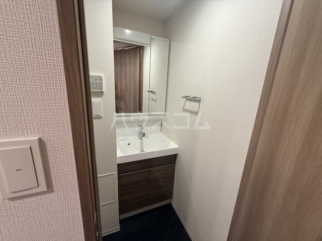 15/30 洗面